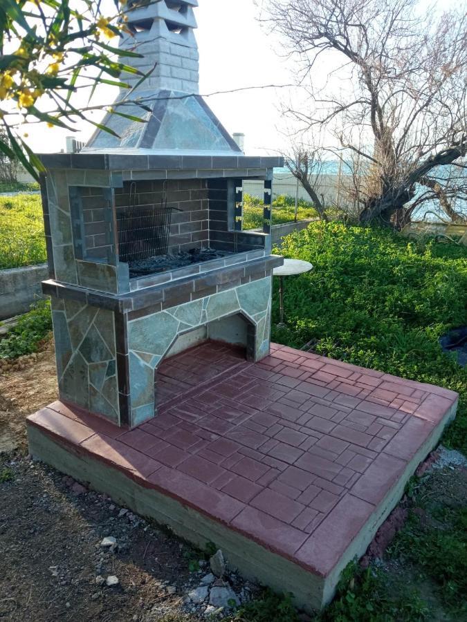 הוילה לפקימי Vasilikis Sea House מראה חיצוני תמונה
