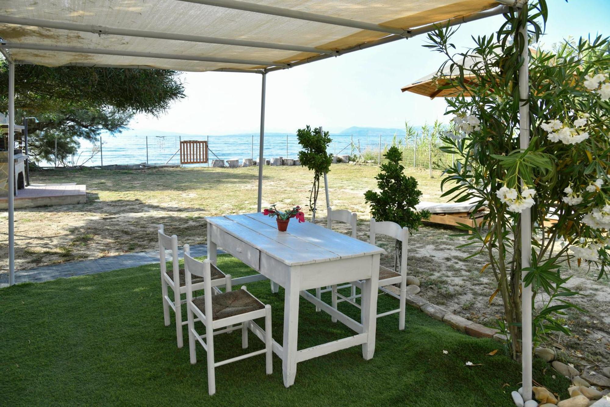 הוילה לפקימי Vasilikis Sea House מראה חיצוני תמונה