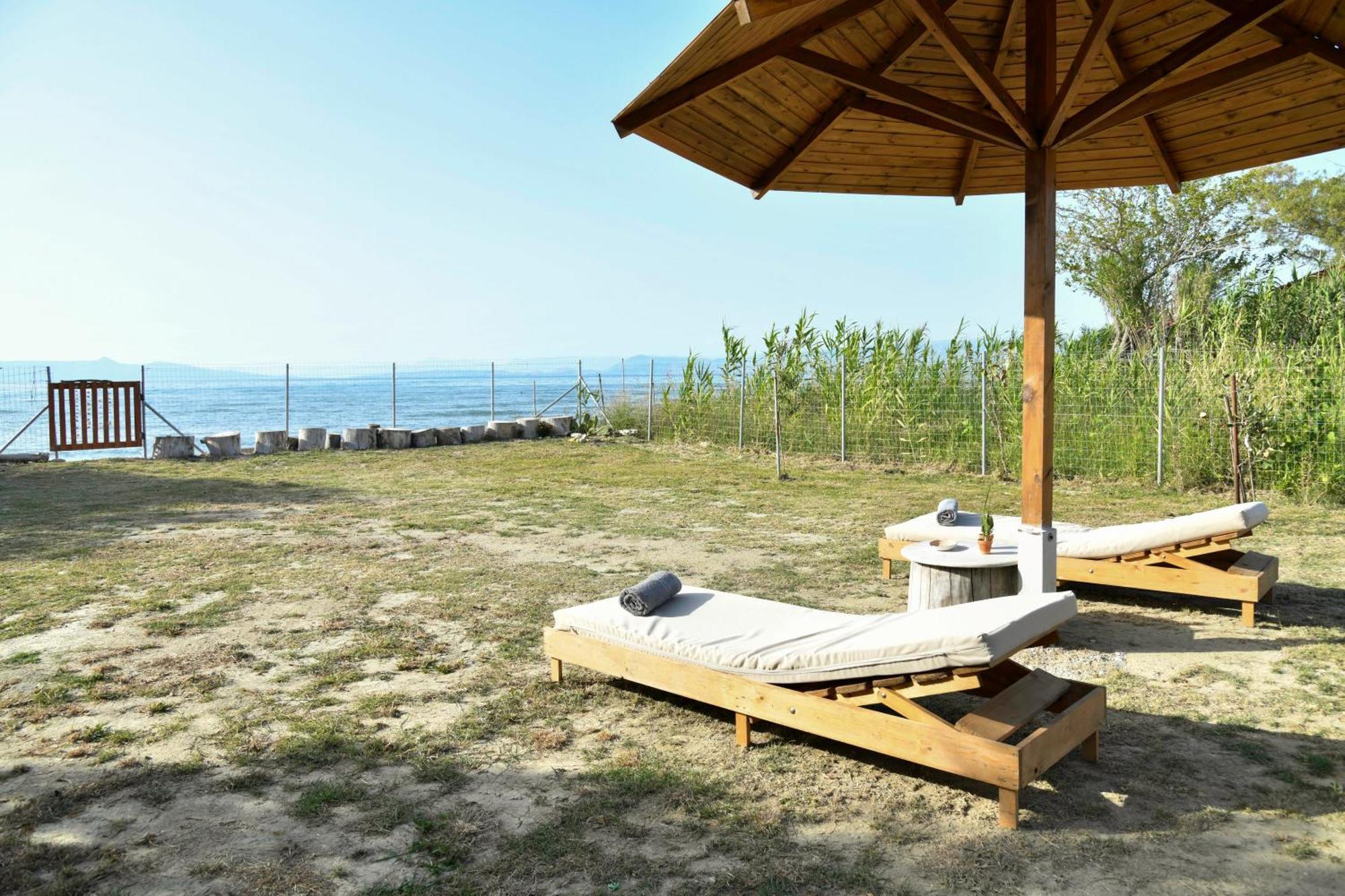 הוילה לפקימי Vasilikis Sea House מראה חיצוני תמונה