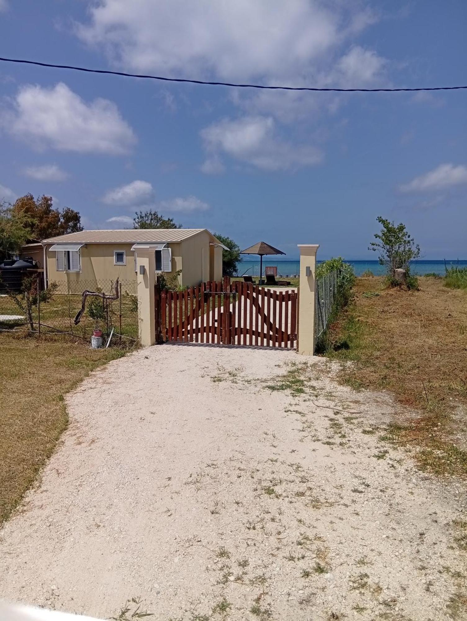 הוילה לפקימי Vasilikis Sea House מראה חיצוני תמונה